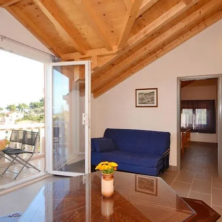 度假居 Seaside Family Friendly House With A Swimming Pool Prigradica, Korcula - 21022 *