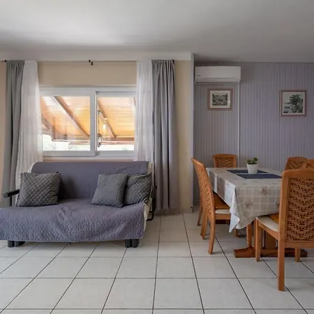 Seaside Family Friendly House With A Swimming Pool Prigradica, Korcula - 21022 度假居