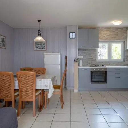 Hébergement de vacances Seaside Family Friendly House With A Swimming Pool Prigradica, Korcula - 21022 Blato (Korcula)