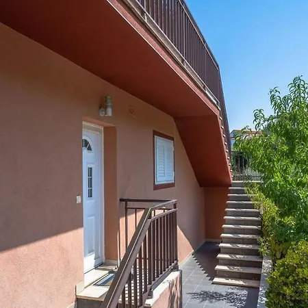 Seaside Family Friendly House With A Swimming Pool Prigradica, Korcula - 21022