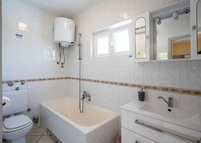 Seaside Family Friendly House With A Swimming Pool Prigradica, Korcula - 21022 Nyaraló *