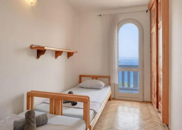 Seaside Family Friendly House With A Swimming Pool Prigradica, Korcula - 21022 *