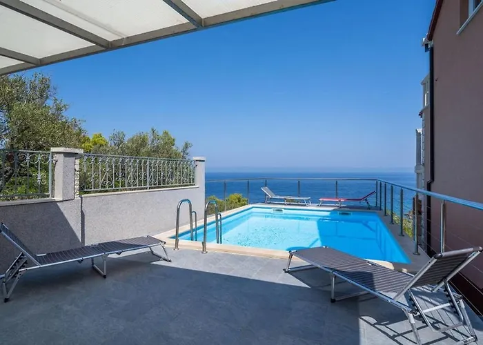 Seaside Family Friendly House With A Swimming Pool Prigradica, Korcula - 21022 Casa de Férias