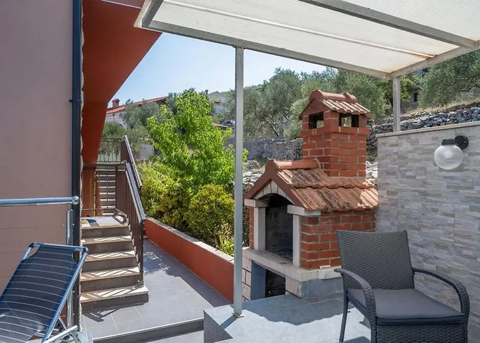 Nyaraló Seaside Family Friendly House With A Swimming Pool Prigradica, Korcula - 21022 *